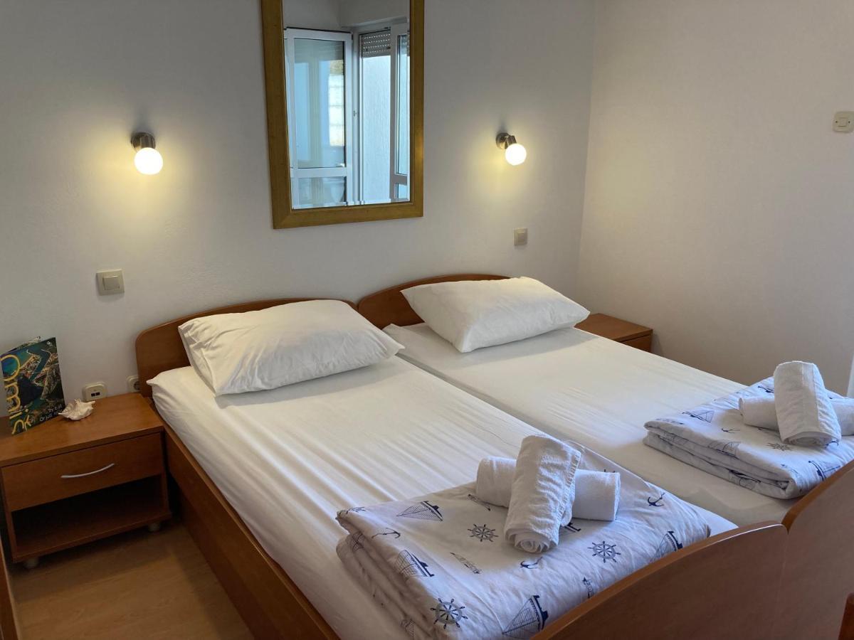 Sunrise Apartments And Studio Apartments 1 Lokva Rogoznica Dış mekan fotoğraf