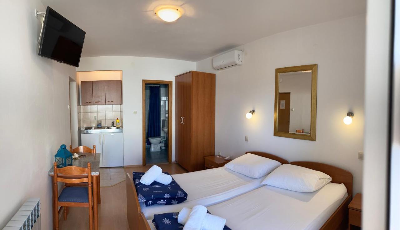 Sunrise Apartments And Studio Apartments 1 Lokva Rogoznica Dış mekan fotoğraf