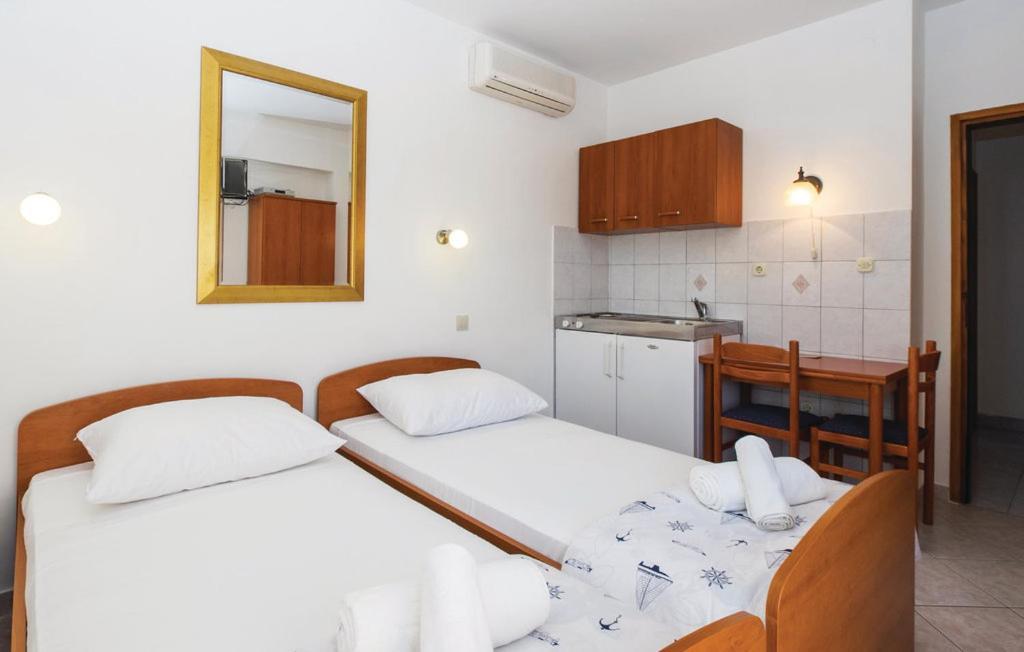Sunrise Apartments And Studio Apartments 1 Lokva Rogoznica Dış mekan fotoğraf