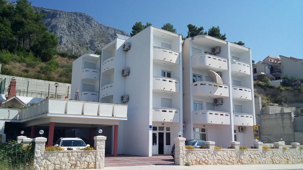 Sunrise Apartments And Studio Apartments 1 Lokva Rogoznica Dış mekan fotoğraf