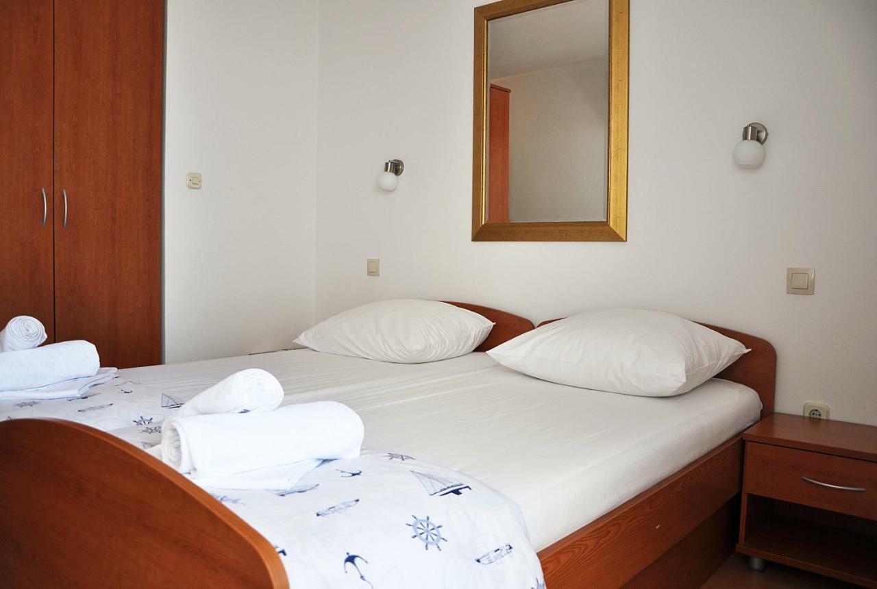 Sunrise Apartments And Studio Apartments 1 Lokva Rogoznica Dış mekan fotoğraf